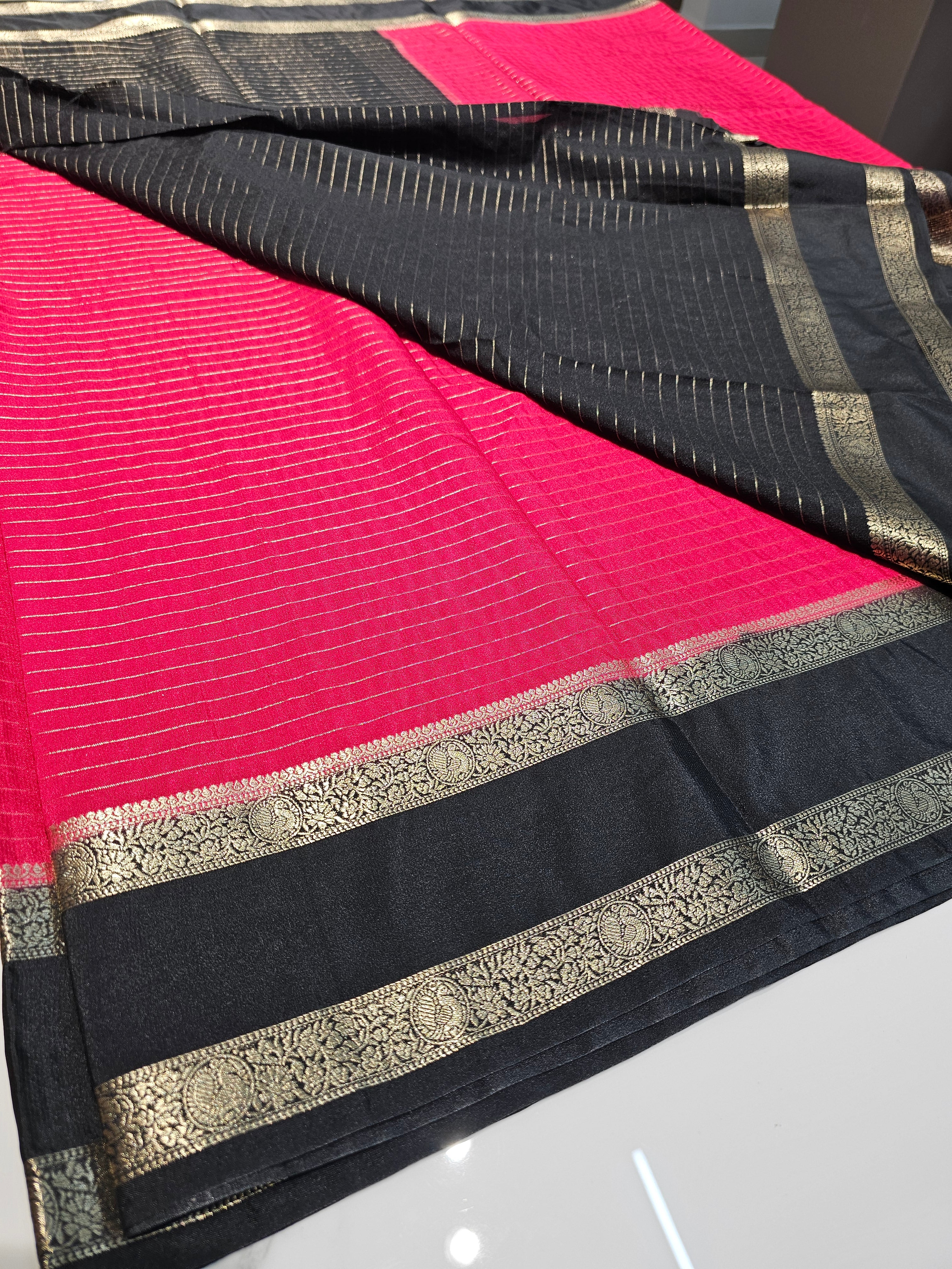 RED AND BLACK - BENTEX SEMI CREPE