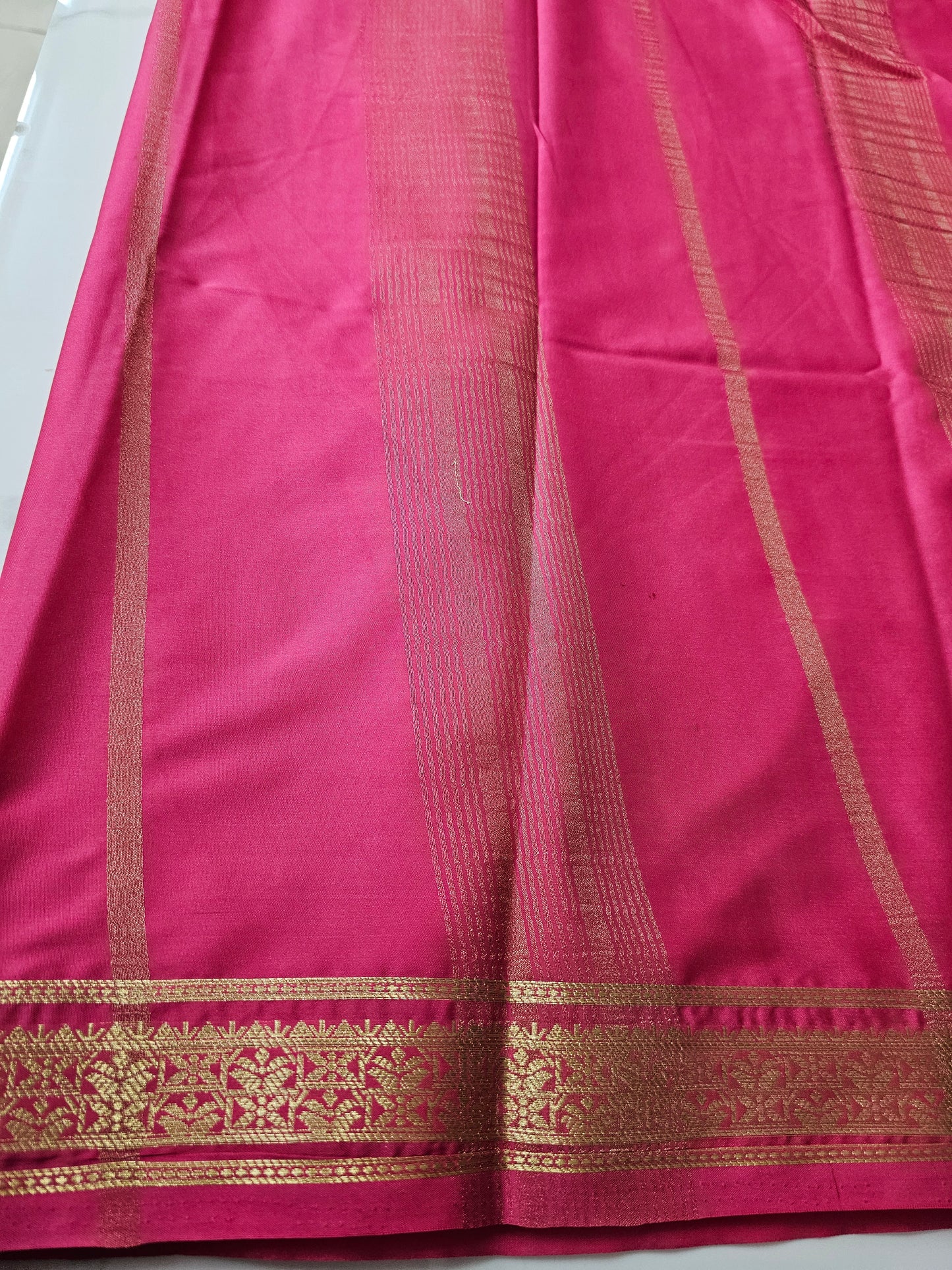 WINE WITH PINK - SEMI MYSORE CREPE